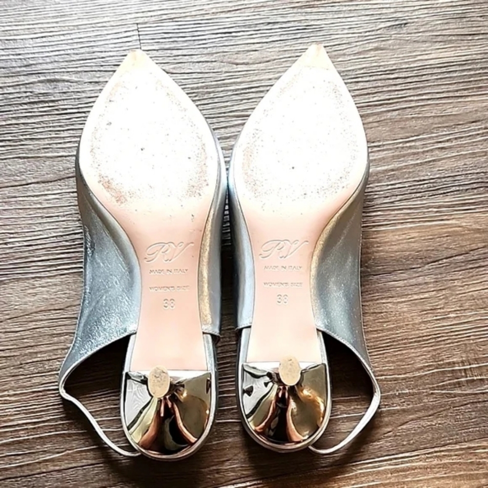 Roger Vivier Pumps - Picture 5 of 13